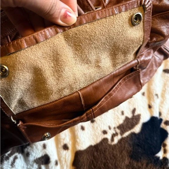 Leather Travel Bag - Picture 4 of 5